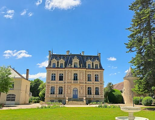 Le Château de la Rolandière propose une salle de réception près de Tours