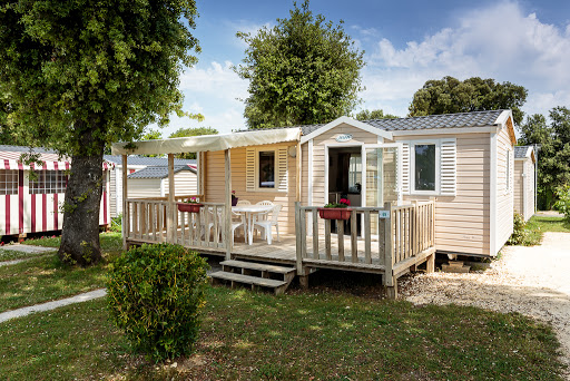 Bienvenue au camping à Saint Palais sur Mer :piscine chauffée