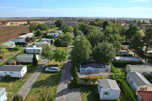 Le Clos des Tourterelles est un camping basé près de Pithiviers