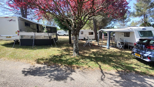 Le camping municipal de Villes-sur-Auzon