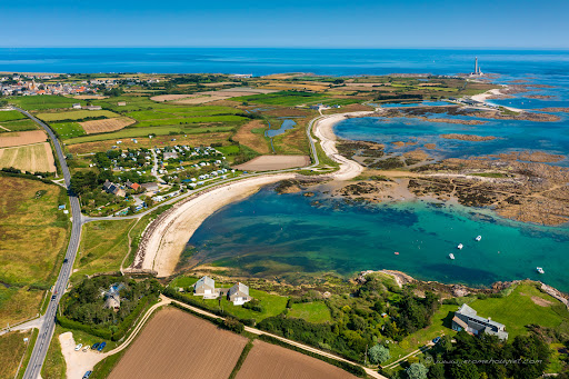 SITE OFFICIEL - Camping La Manche - La Ferme du Bord de Mer est un camping 2 étoiles dans La Manche