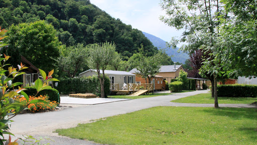 Accueil Camping Le Pyrénéen dans les Pyrénées 31 ouvert toute l'année. Location mobil home et emplacements tente caravane.Tél 0561795919.