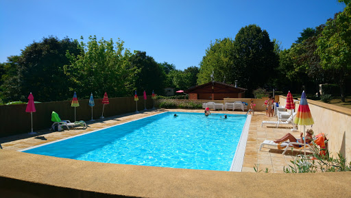 Découvrez le camping le temps de Vivre en Périgord Noir pour des vacances sous le signe de la nature et de la découverte en Dordogne.