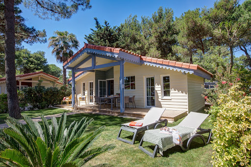 Profitez de notre Camping à Canet à Roussillon et découvrez le Brasilia ! L’un des meilleurs campings de France 5* situé en bord de mer