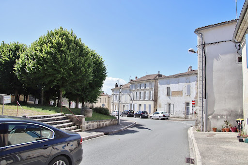 Site officiel de la Commune de Mortagne sur Gironde - Le plus beau point de vue sur le plus grand estuaire d'Europe